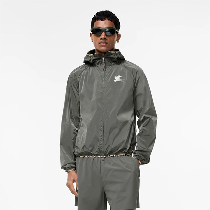burberry lightweight functional nylon hooded zip up jacket